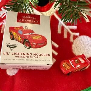 Hallmark Keepsake Lightning McQueen Ornament - Red